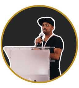 Dewan Bayney, founder of RawPawIQ